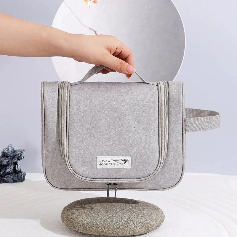 trousse de toilette a suspendre pour voyage